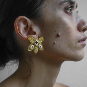 KUPU EARRINGS GOLD - Image 2